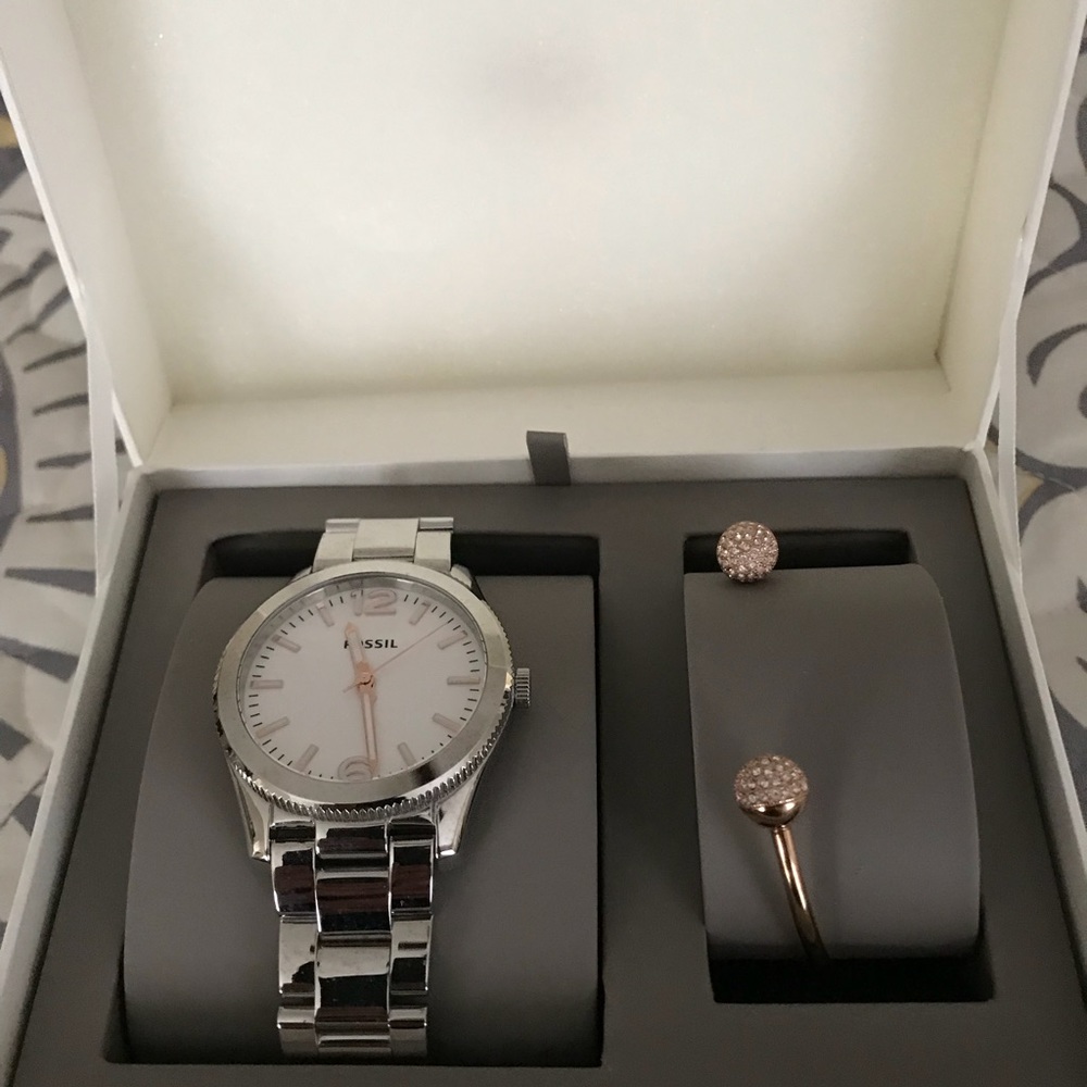 Fossil watch
